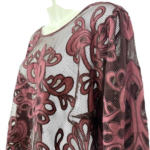 Torrid Mesh With Embroidery Long Sleeve Sheer Plum Top Blouse Womens sz 2X - Picture 10 of 16